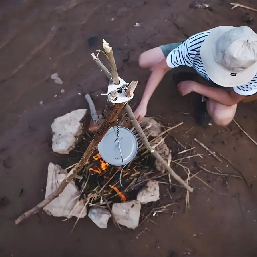 Przenośny wieszak na statyw ke – Camping Cooking Hanger recenzja i cena